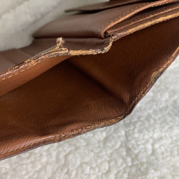 Louis Vuitton vintage, medium size wallet - Picture 10 of 13